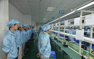 年紀(jì)輕輕為什么要去工廠打工 打工妹反問 不進(jìn)廠你來養(yǎng)我嗎